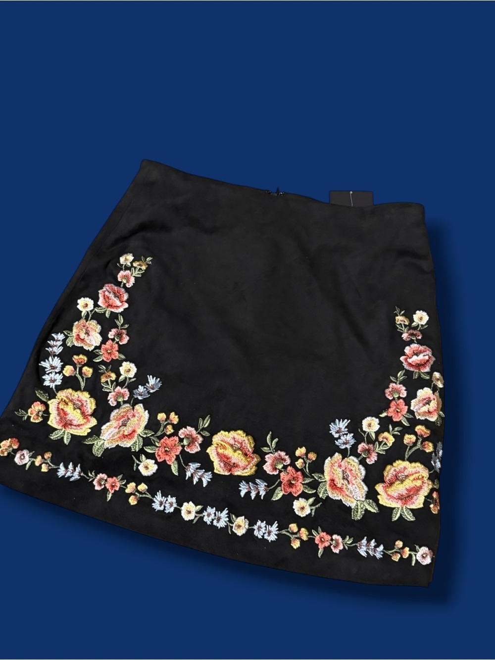 Floral mini skirt